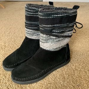 TOMS black suede Nepal boots